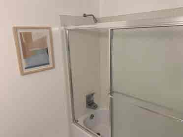 Room for Rent – Castlekeep Rd