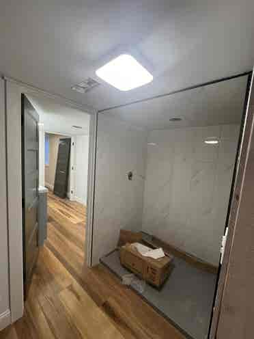 2 rooms available, newly remodeled