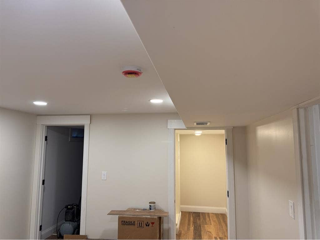 2 rooms available, newly remodeled
