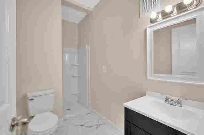 Affordable Private Rooms-Quiet Home