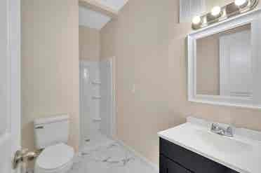 Affordable Private Rooms-Quiet Home
