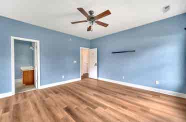 Affordable Private Rooms-Quiet Home
