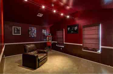 Roommate Wanted: Hornsby Bend