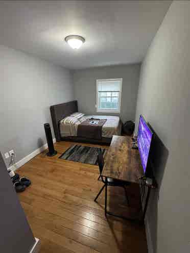 Fully furnished Apartment in Queens