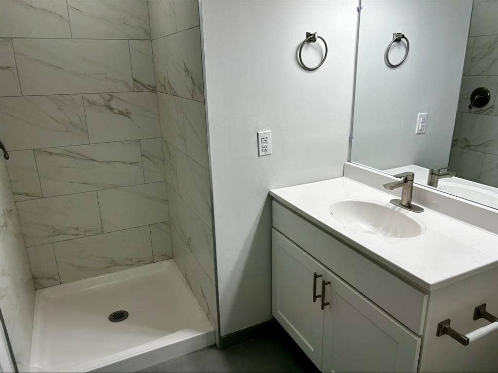 Renovated Apt. to Share