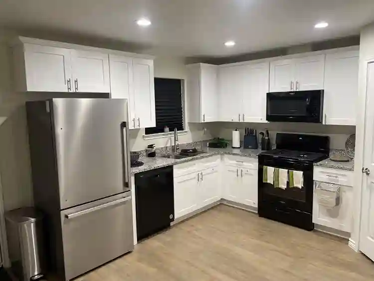 Furnished Room – Women Only