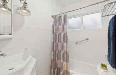 Bath House: Avail
