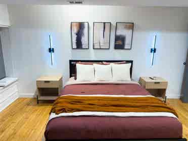 Large room for rent Downtown Newar