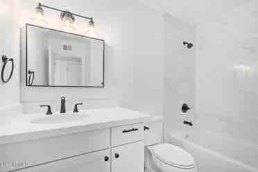 Room for rent in North Phx