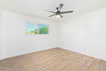Room for rent in North Phx