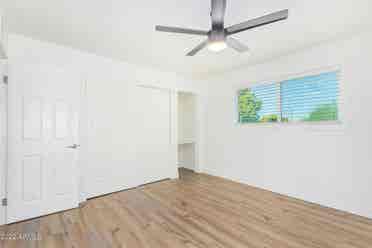 Room for rent in North Phx