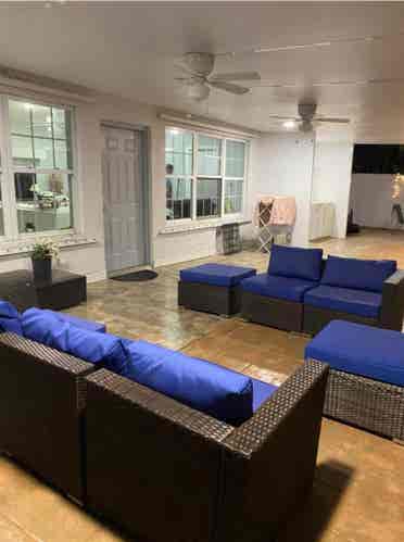 Room for Rent in Lakefront Home