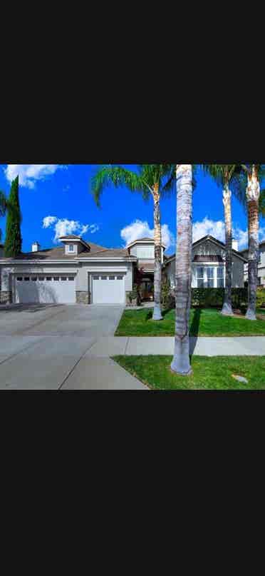 Room for rent in a beautiful home