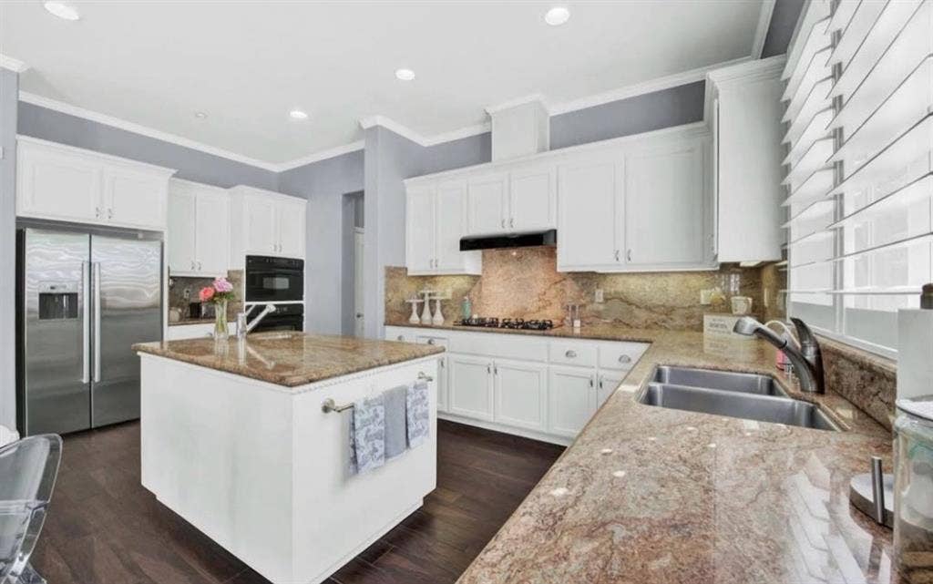 Room for rent in a beautiful home