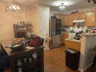 Roommate Needed Hiram