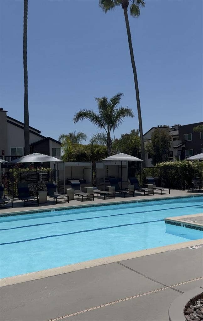 Roommate in La Jolla