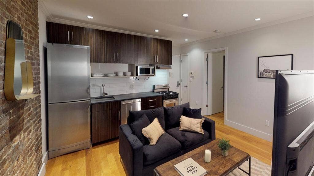 1 BR in New York