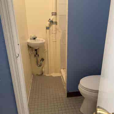 PRIVATE ROOM WITH BATHROOM