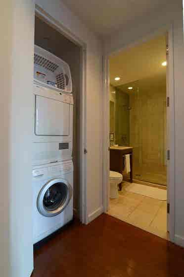 Fully Furnished Room in Midtown 😍