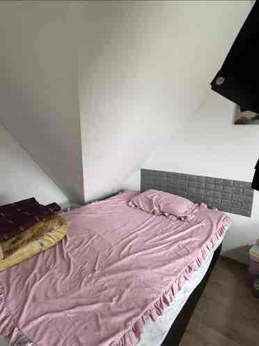 Shared room 5 Minutes from HBF