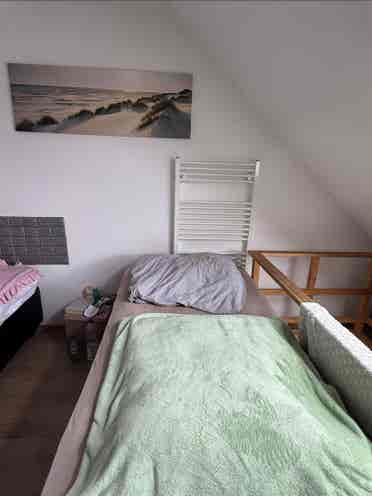 Shared room 5 Minutes from HBF