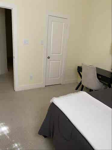 Furnished room in EaDo