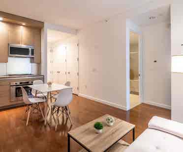 Fully Furnished SUBLET in Midtown🌸