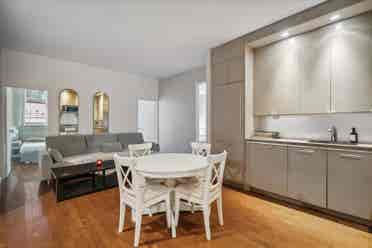 Spacious Furnishd Room in Midtown✨