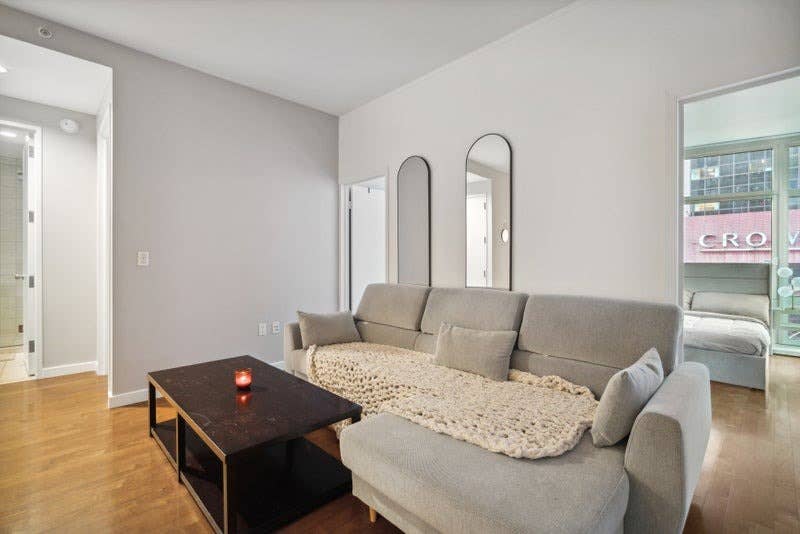 Spacious Furnishd Room in Midtown✨