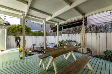Charming Venice Beach Bungalow