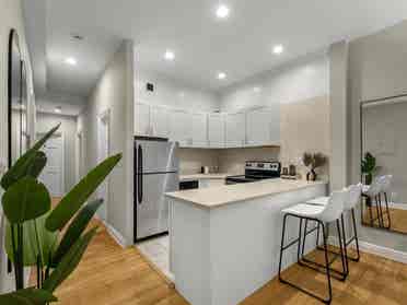 ✨Furnished Room in Hells Kitchen✨