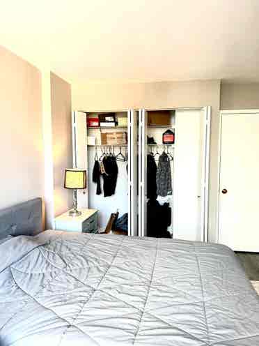✨Spacious Room in Midtown✨