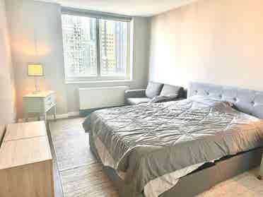 ✨Spacious Room in Midtown✨