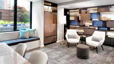 ✨Spacious Room in Midtown✨