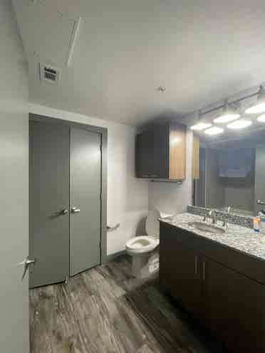 Looking for a roommate M/f