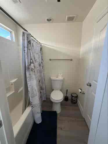 Upstairs master bedroom for rent