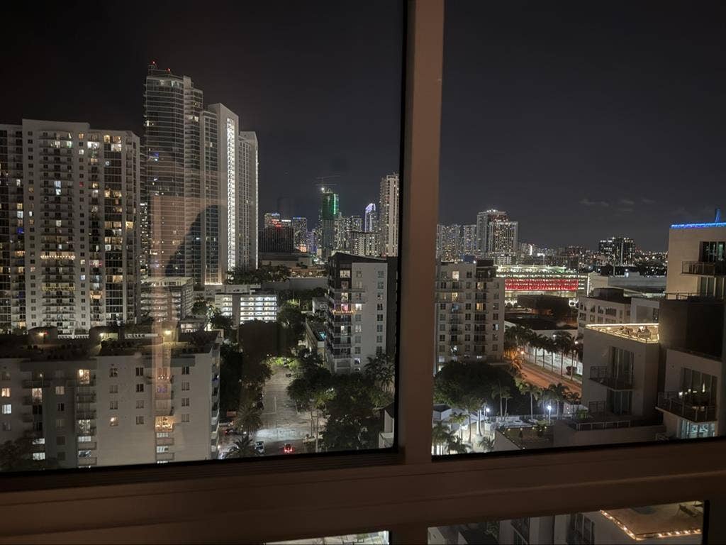 Private room in Edgewater for $