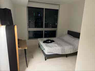 Private room in Edgewater for $