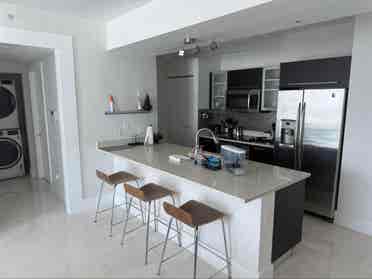 Private room in Edgewater for $
