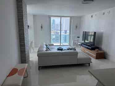 Private room in Edgewater for $