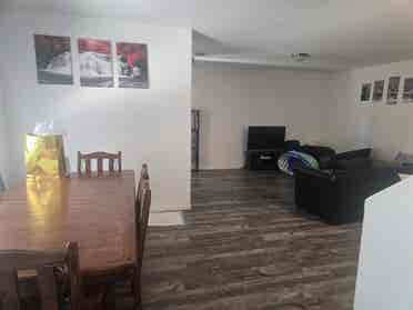 2 bedrooms for rent in a 4 bedroom
