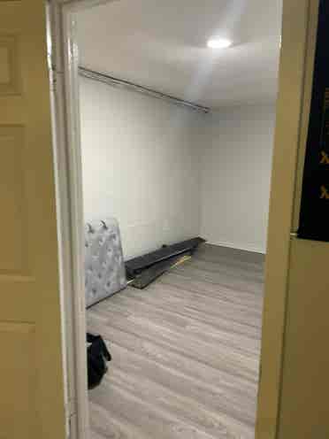 2 bed room besment apt