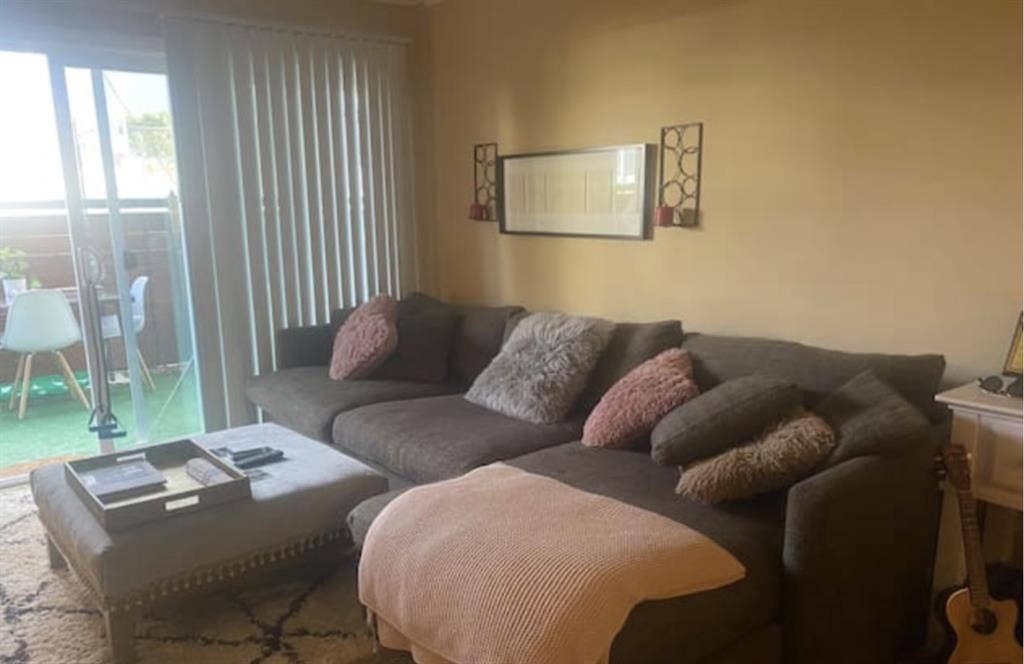 Room for rent at bath pool