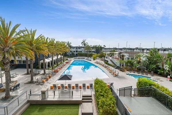 Room for rent at bath pool