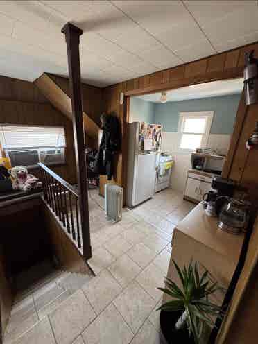 Room Available – FWB-friendly 1BR