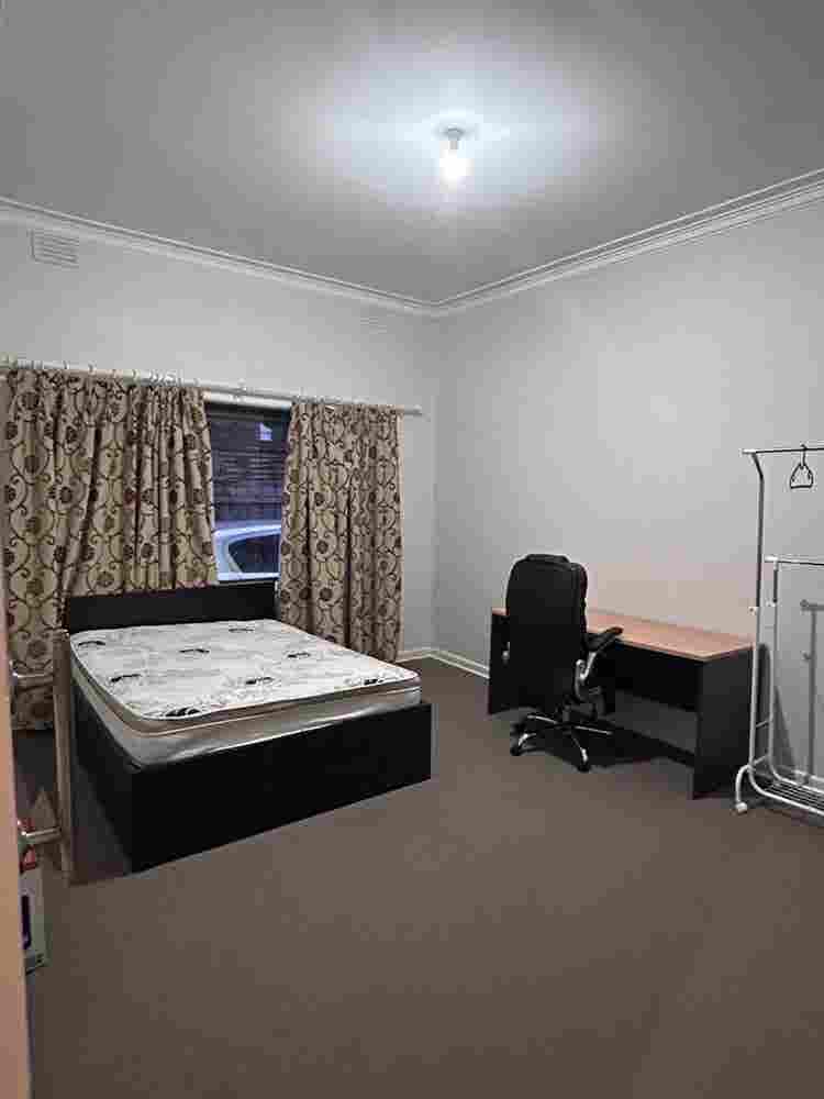 Private room with shared bathroom