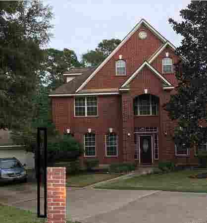 2 beautiful extra rooms in Tomball