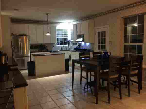 2 beautiful extra rooms in Tomball