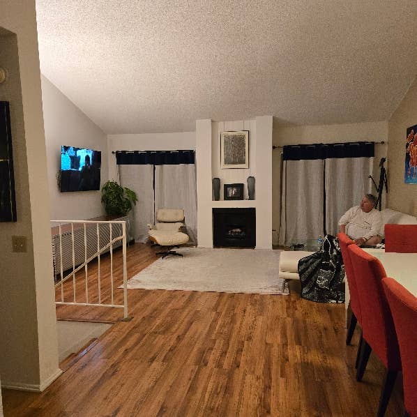1 BR in Beautiful Porter Ranch