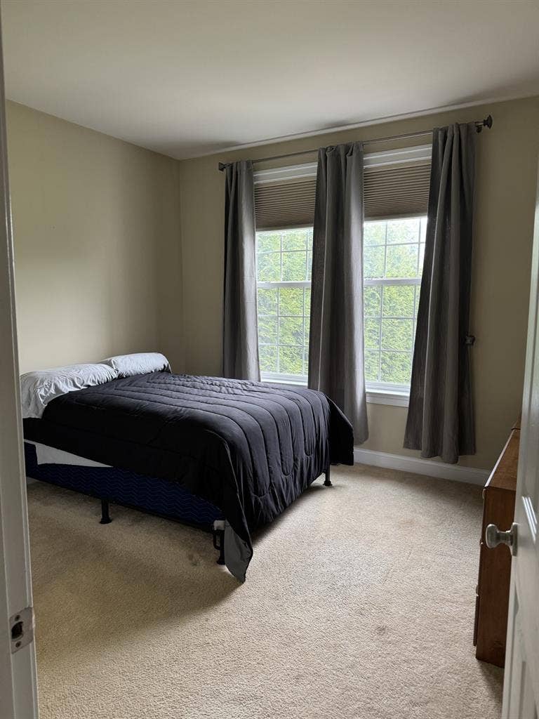 Nice Room w/view &
private bathroom